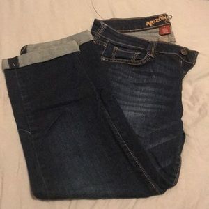 Dark wash Arizona capris